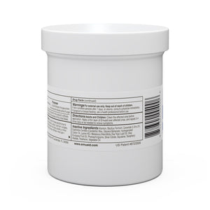 weißer Behälter mit Produktetikett und Anleitung